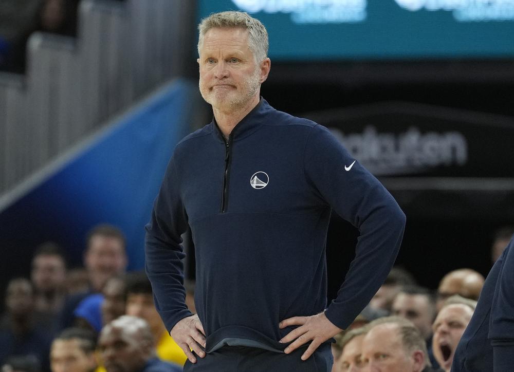 当首球在南 当首球在南